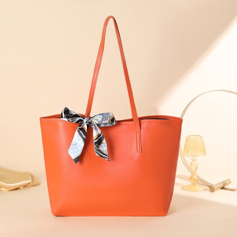 Luxury Bags Tote - กระเป๋าถือหรูหรา กระเป๋าผู้หญิง ดีไซน์เนอร์คุณภาพสูง หนัง PU สีพื้น