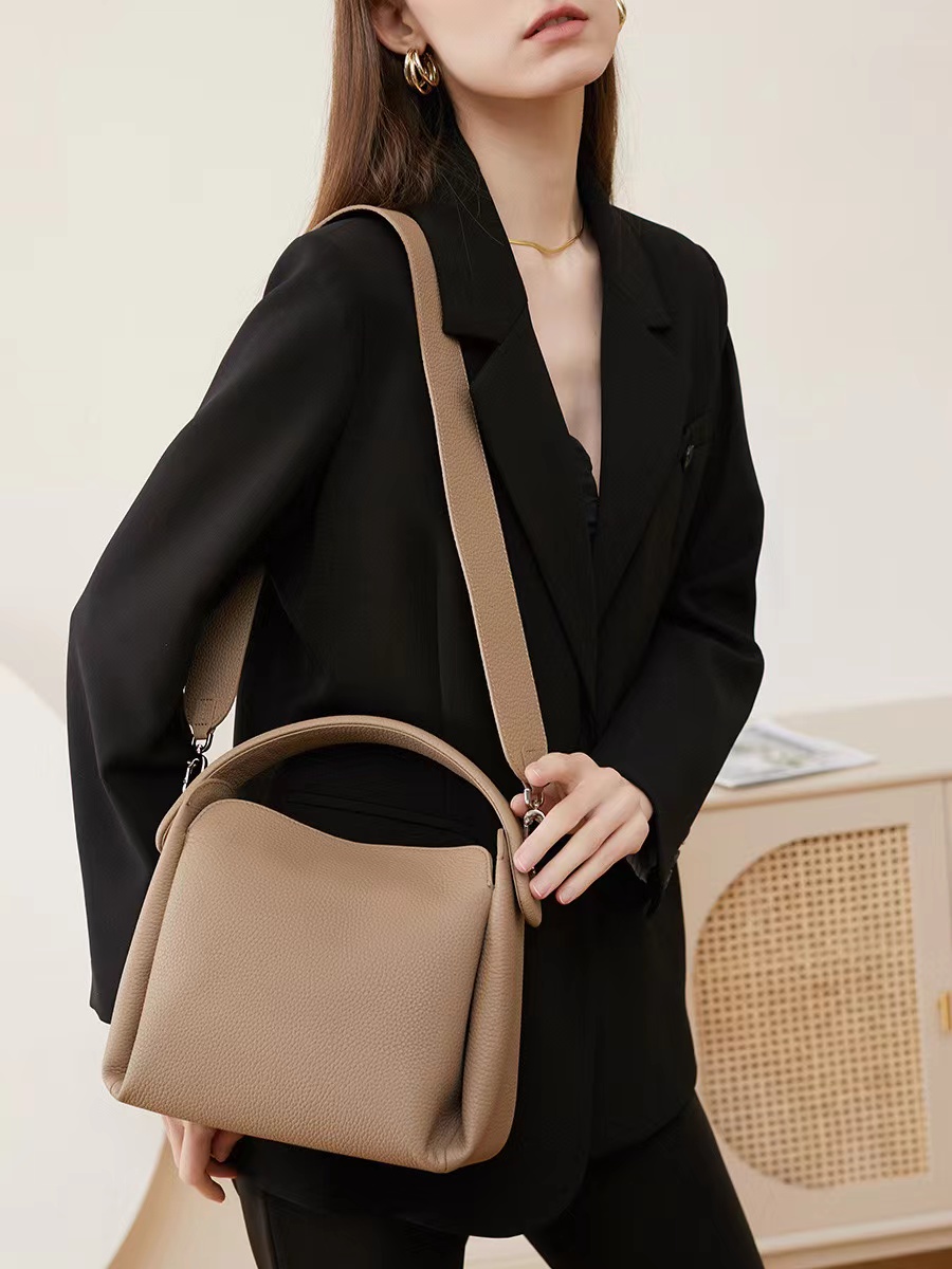 กระเป๋าโฮโบแฟชั่นใหม่คุณภาพสูง - Luxury Bags Tote บทวิจารณ์และราคา